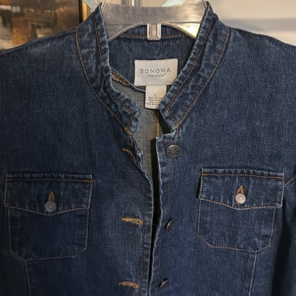 BLUE JEAN JACKET! - Picture 4 of 6